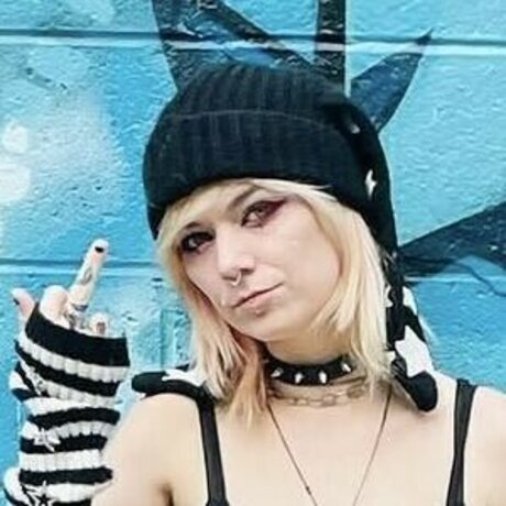 Noel Malphoi model porn pics