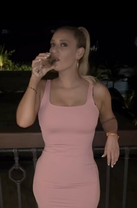 Tricia Whitaker model naked pictures