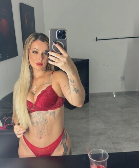 Daiane Shneyder nudes star archive