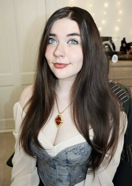 Angelika Seleznova star naked photo