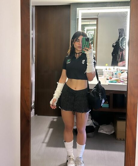 Alanalarana star adult img