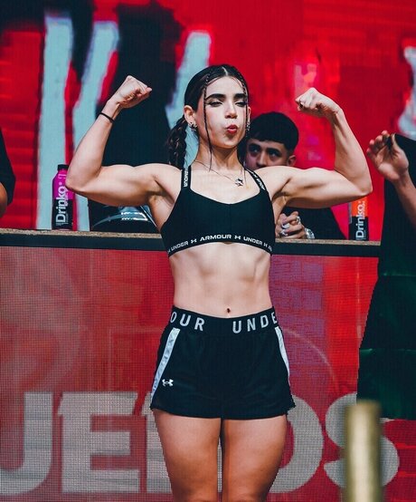 Alanalarana sexy actress image