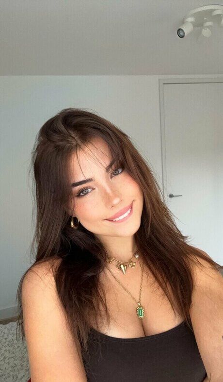 Zoeallyse sex actress picture