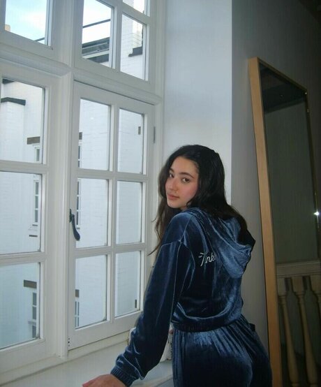 littlemisskhan pornstar sexy photos