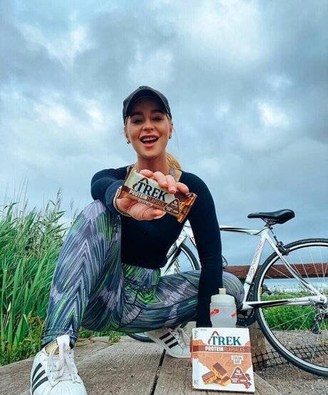 Jess Davies star best picture