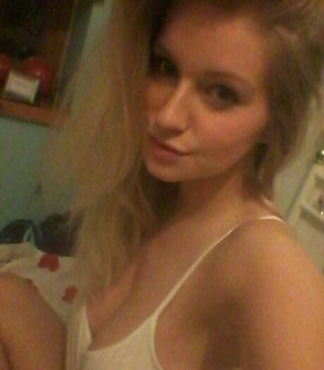 Jess Davies star pretty pic