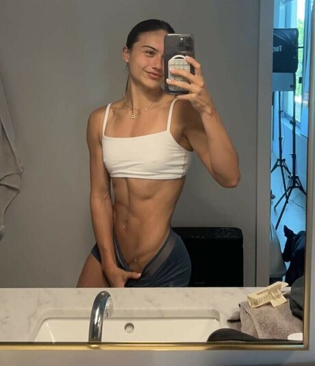 Giannahfit star best picture