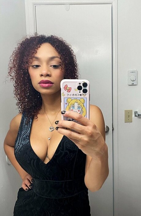 Tpnaomi star free pics