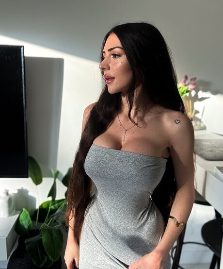 Sunmerjoy model top galleries