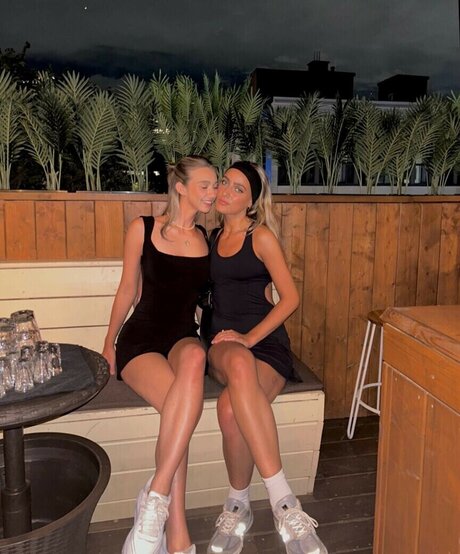 ebony wet pussy onlyfans hd pictures