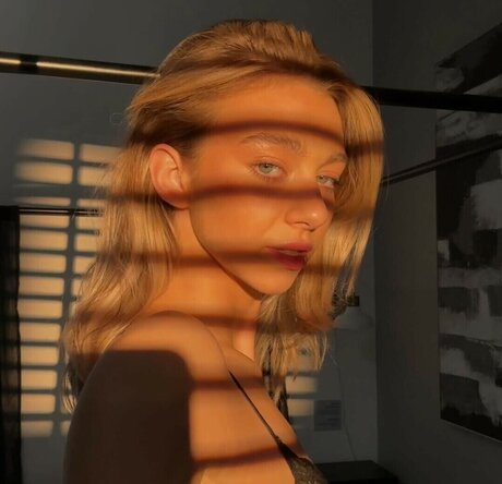 Nursevirg model images