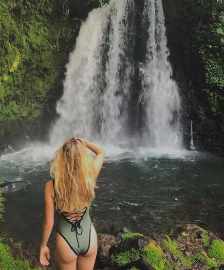 Nursevirg star free pics