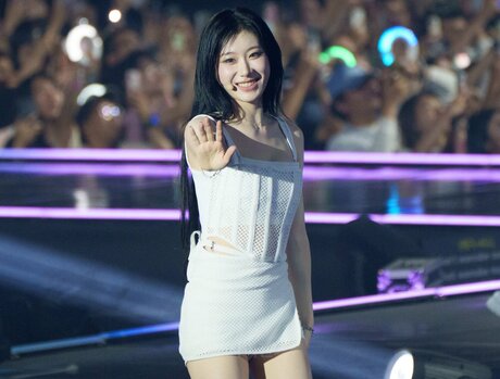 Chaeryeong model nice photos