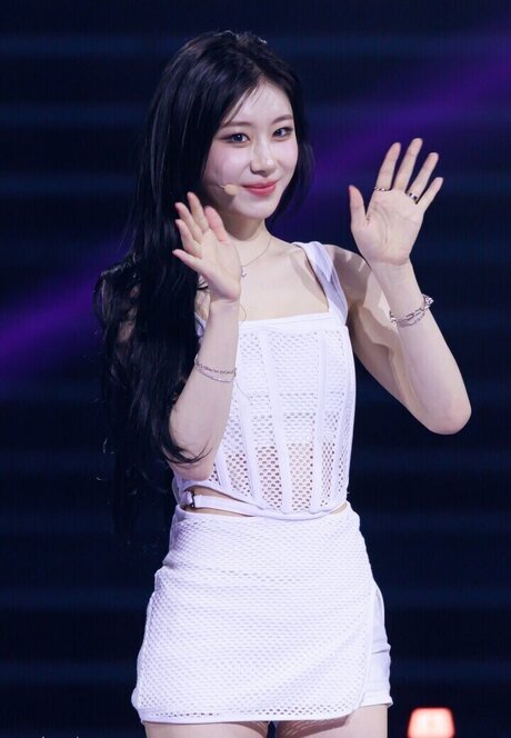 Chaeryeong star art galleries