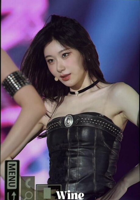 Chaeryeong beautiful model images