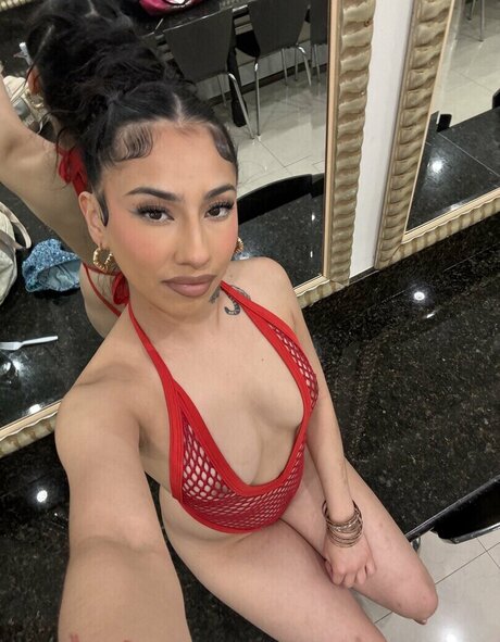 _Chinat0wn star hot photos