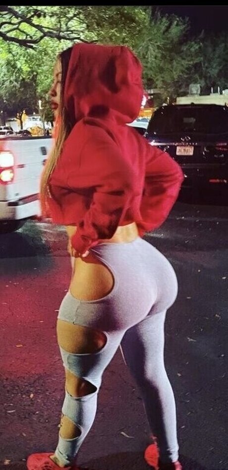 Amber Watkins star top pictures