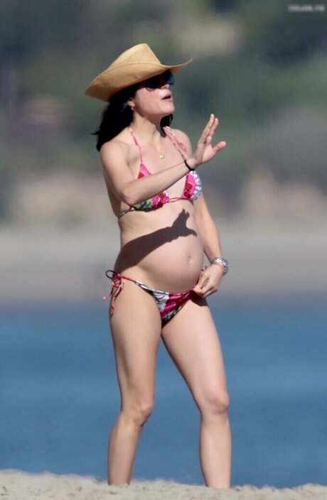 Selma Blair erotic pornstar images