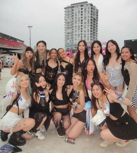 dalcompeach exclusive star archive