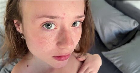 Hotcerise pornstar nude picture