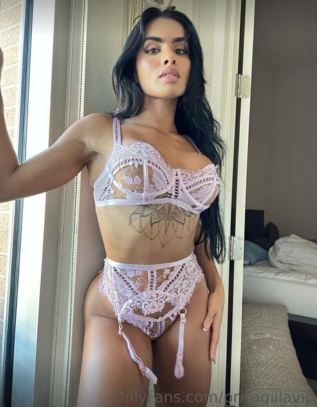 Priscilla Aqilla star nude photo