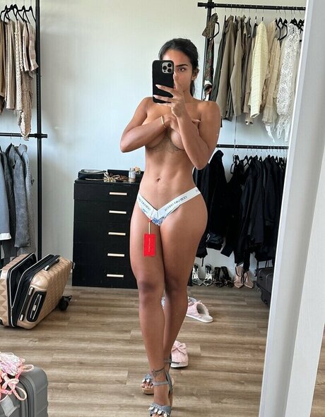 Priscilla Aqilla pornstar exclusive photo