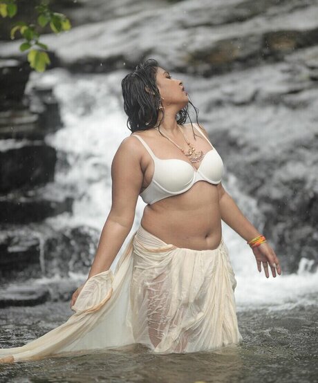 Anjali Gaud pornstar pretty pics