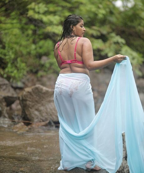 Anjali Gaud nude actress photo