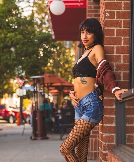 Salina Barajas pornstar erotic img