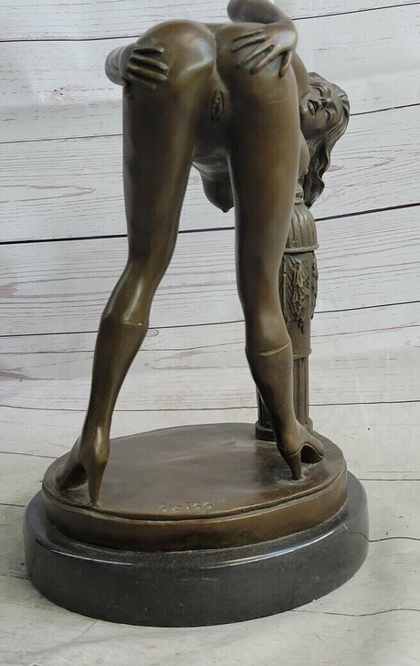 Bend Over erotic model photo