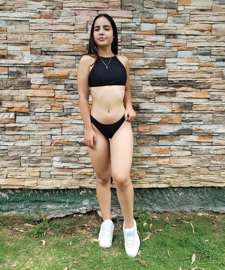 Yasmin Garay perfect pornstar img