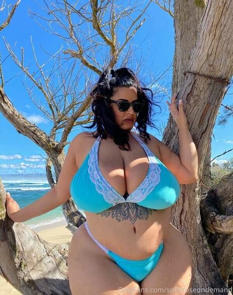 Sofia Rose model high quality image