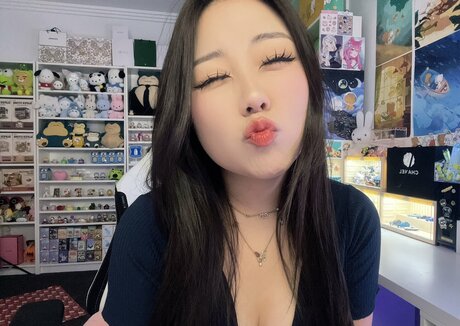 Hanavocado star nude pic