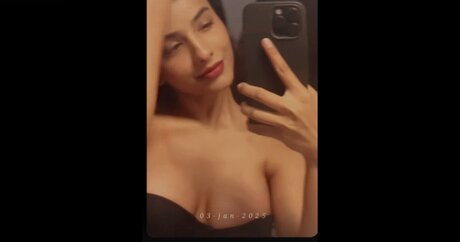 Aurora Sinclair star art picture