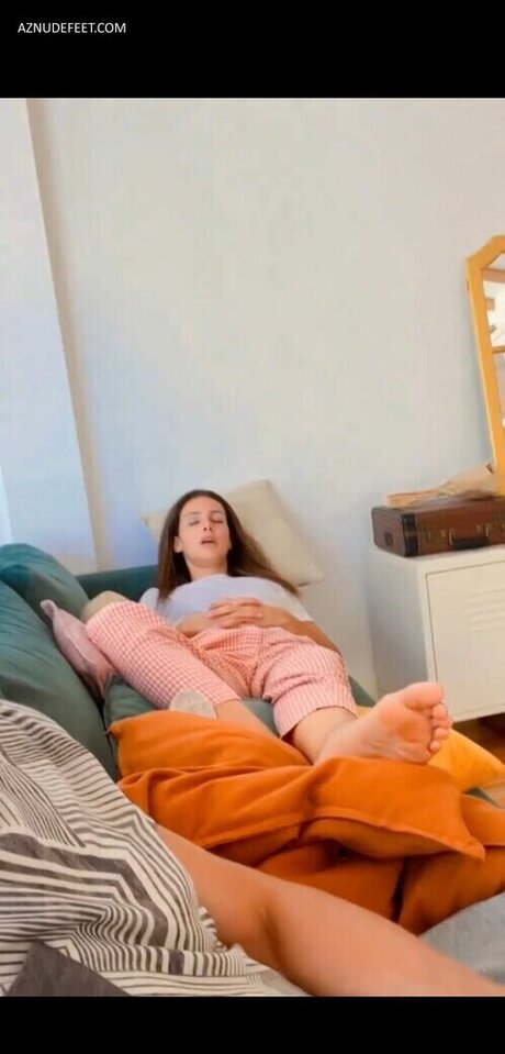 Marta Andrino sexy actress image