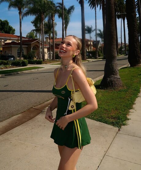 Yaren Alaca model naked pic