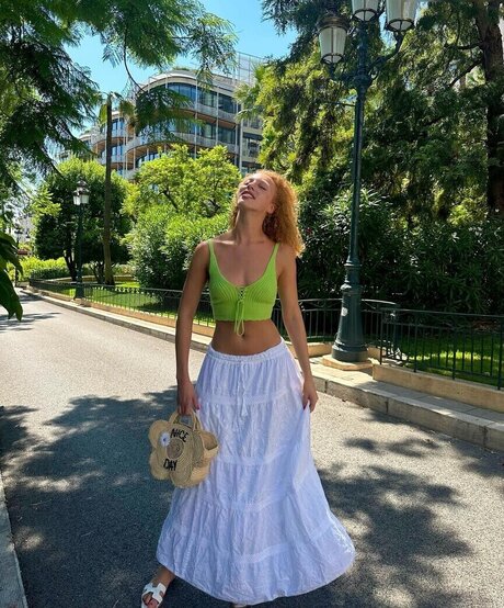 Anna Ermakova porn actress gallery