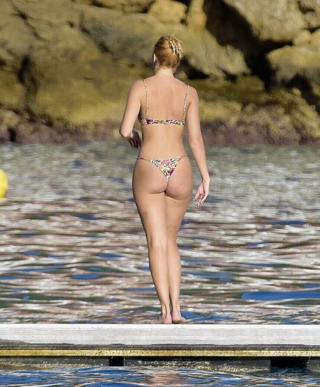 Anna Ermakova erotic star pictures