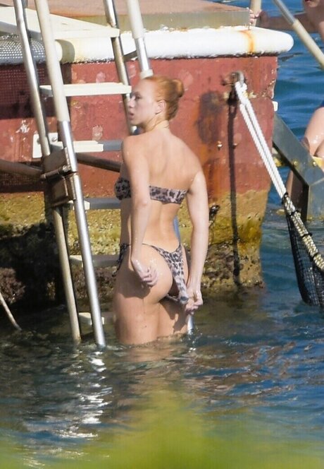 open pussy onlyfans xxx archive