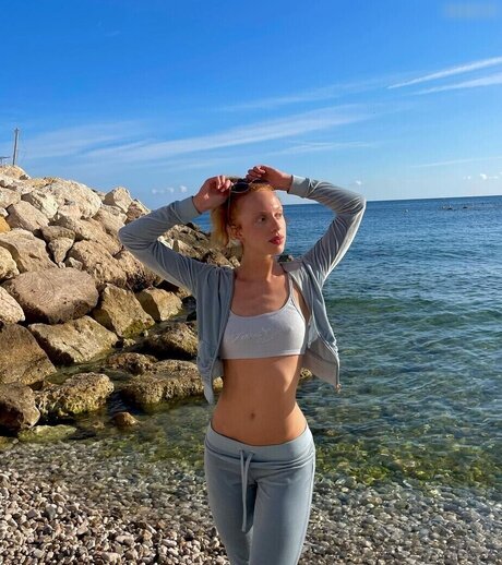 Anna Ermakova xxx actress archive