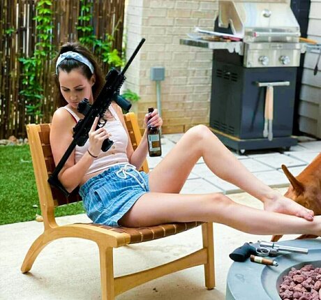 Sydney Watson erotic actress gallery