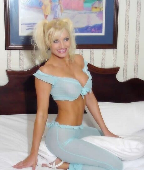 Tanya Taylor pornstar top pictures