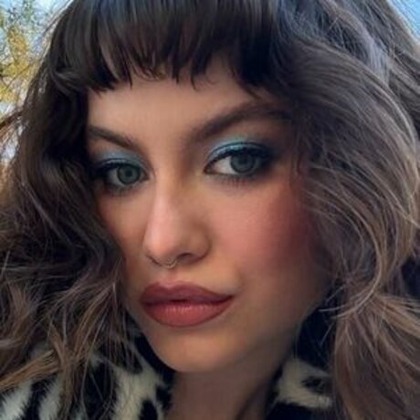 Sofia Reyes pornstar pretty photo