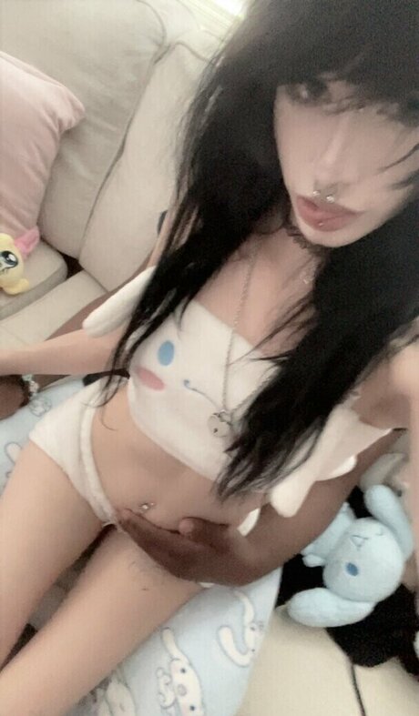 doublekcryystals xxx model img