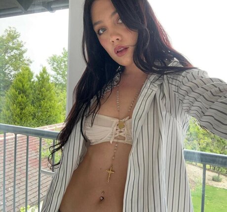 Alessi Rose pornstar nude image