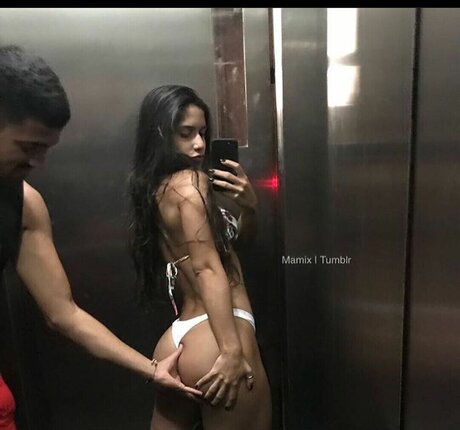 Lara Camilo erotic actress pics