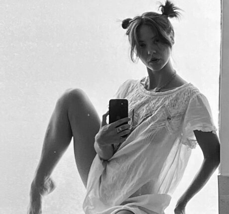 Dora Jar free star img