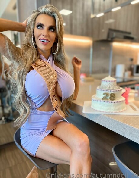 AutumnDoll art model galleries