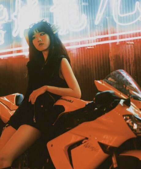 Lo3tus nice actress pics