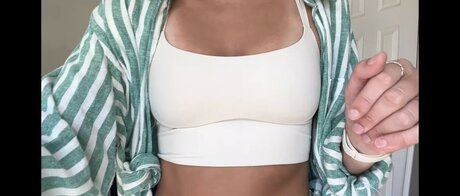 Beez ASMR star pretty gallery